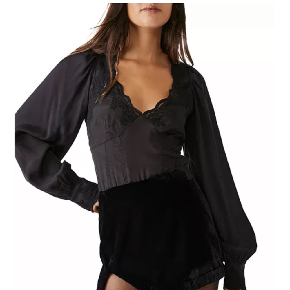 🖤 NWT Free People Janelle top